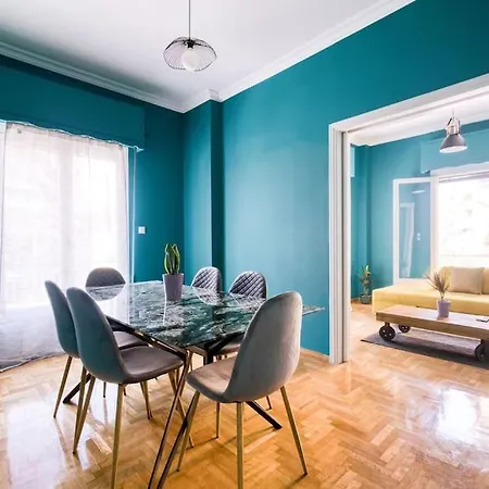 Sunny 2 Bedroom Cozy Apartment, View Of Parthenon *