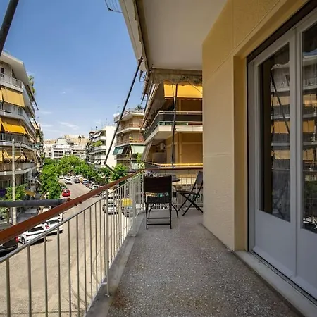 Sunny 2 Bedroom Cozy Apartment, View Of Parthenon Apartment Athens