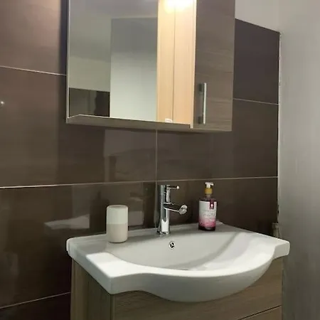 דירה Sunny 2 Bedroom Cozy Apartment, View Of Parthenon